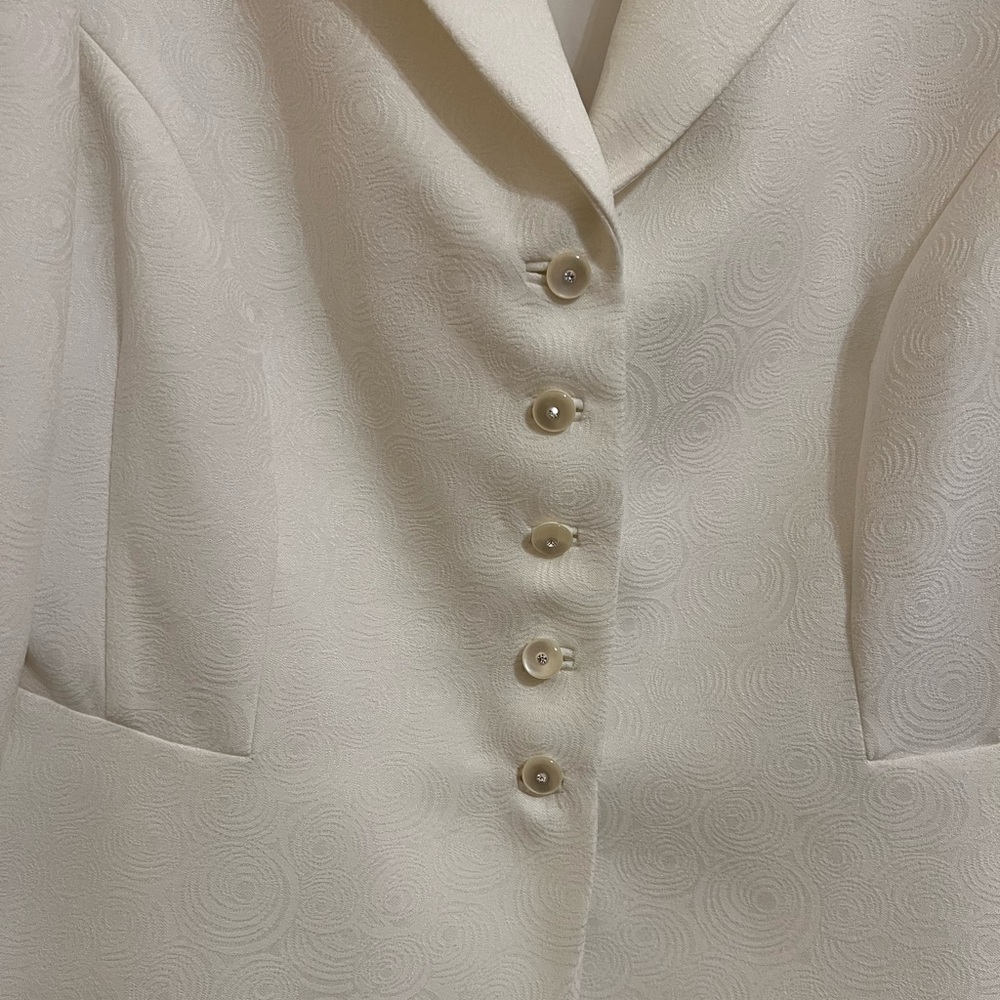 John Meyer Of Norwich Elegant White Self Patterned Blazer Jacket - Picture 6 of 8